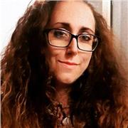 Insegnante per aiuto compiti per alunni delle scuole elementari e medie